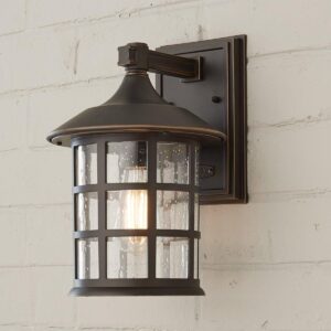 Bar Harbor Outdoor Sconce – Medium