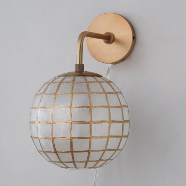 SC21052.1.SC21052AB Arista Sconce – view 2