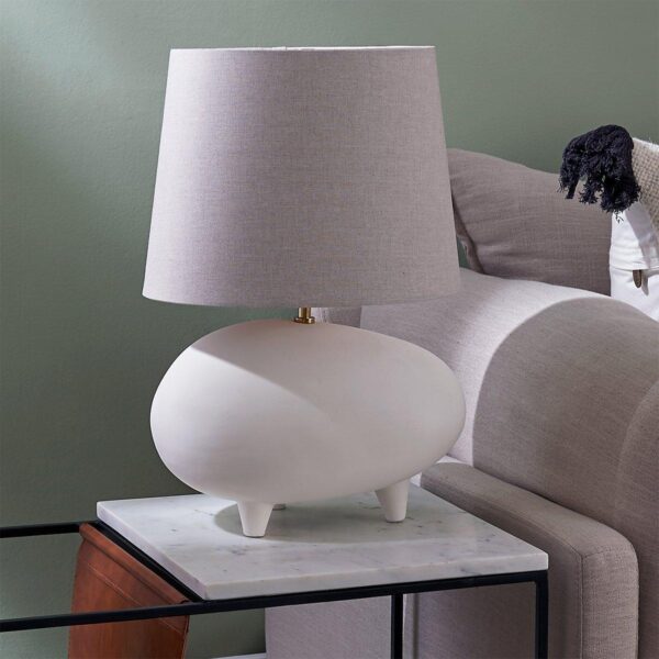 TL22052.1.TL22052WH Tres Table Lamp – view 2