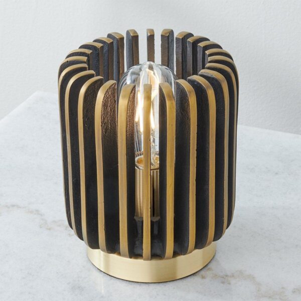 Linear Cage Table Lamp – view 3
